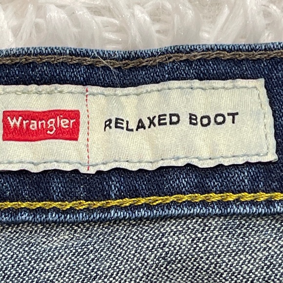Wrangler Relaxed BOOT Fit Blue Jeans MENS SIZE 38/30 - Picture 4 of 7